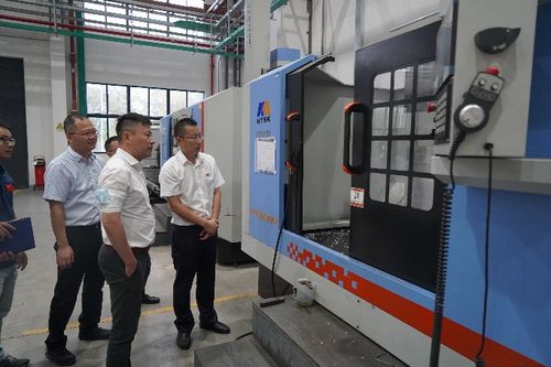 数字化转型先锋戴铮 以‘闯’的勇气推进航天老厂焕新，重塑系统工程新范式